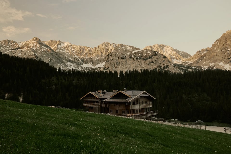 Eriro Alpine Hide, how it began