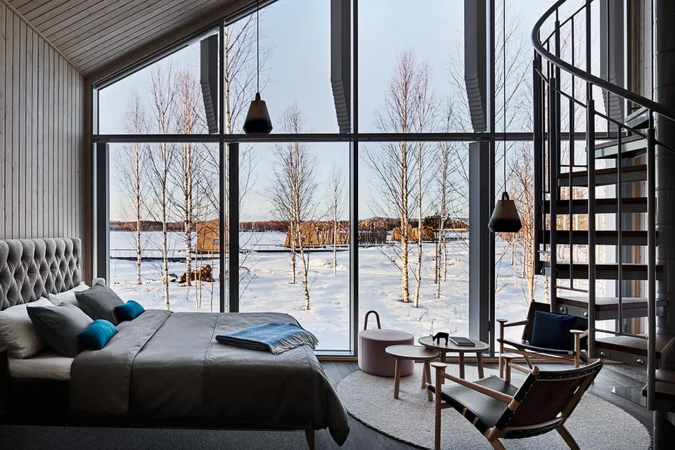 Arctic Bath, rooms