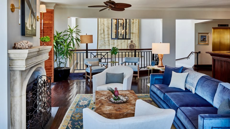 HarbourView Inn