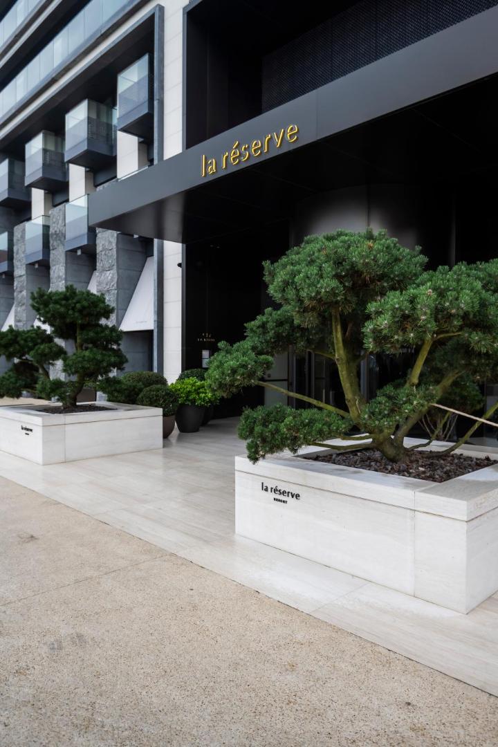 Hotel La Réserve Resort, how it began