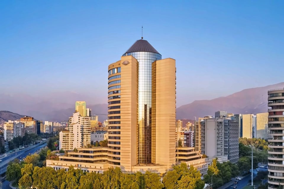 Mandarin Oriental, Santiago, how it began