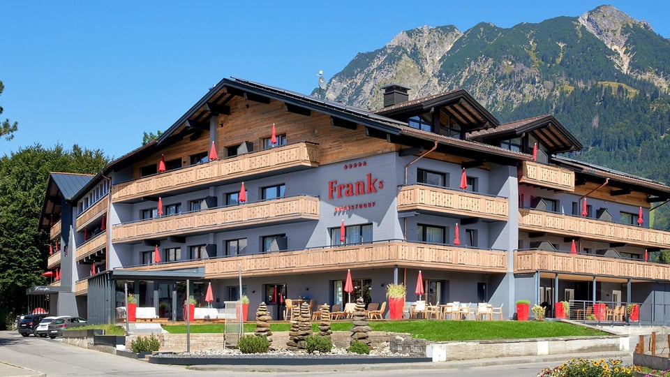 Hotel Franks, how it began