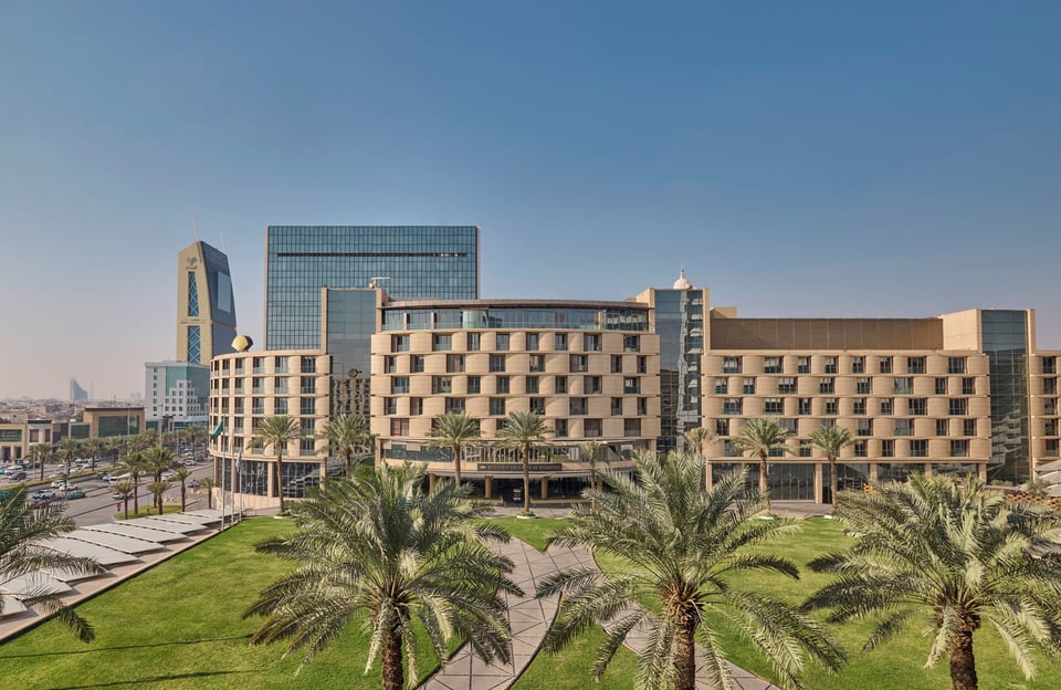 Mandarin Oriental Al Faisaliah, Riyadh, how it began