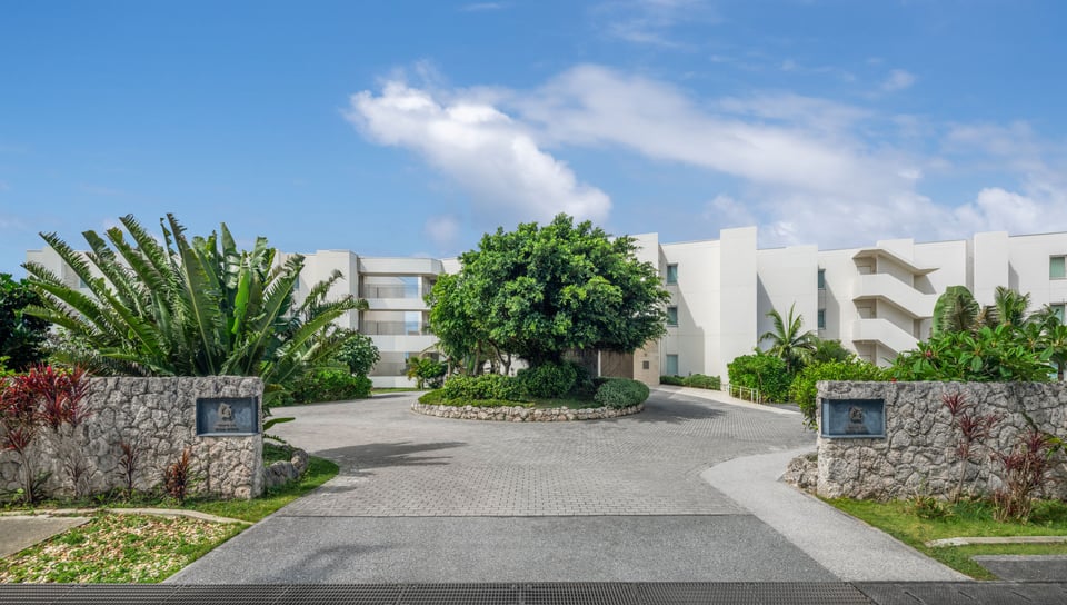 IRAPH SUI, a Luxury Collection Hotel, how it began