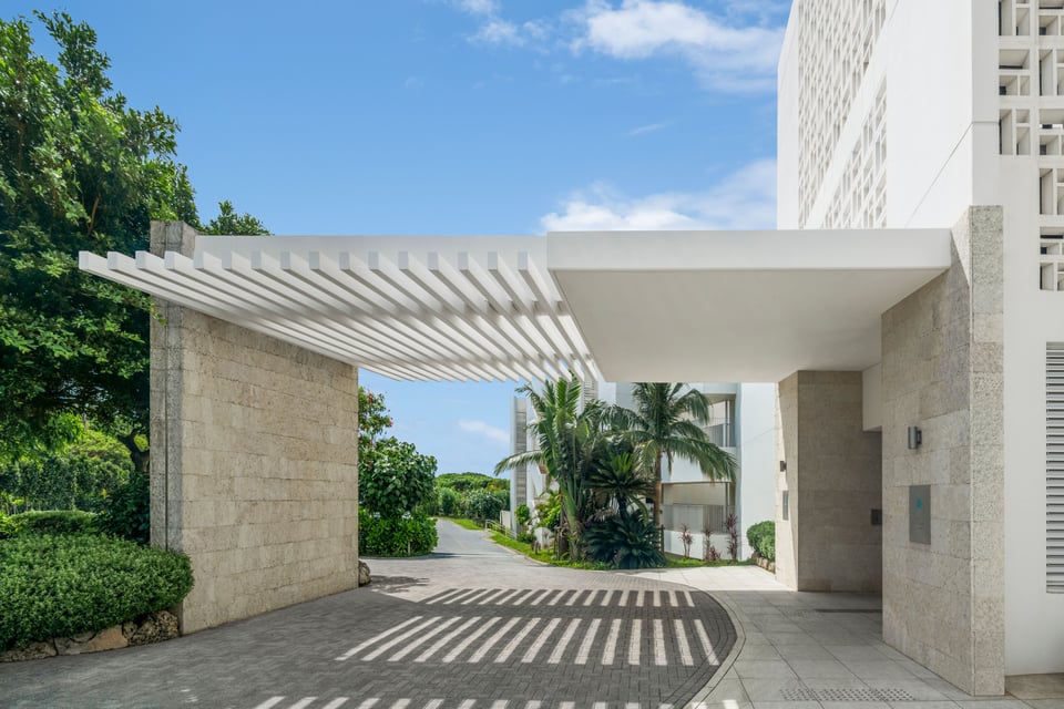 IRAPH SUI, a Luxury Collection Hotel, how it began