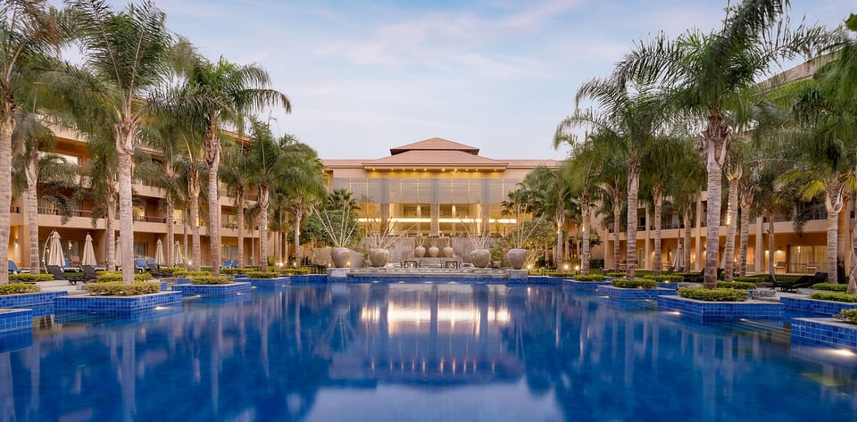 Dusit Thani Lakeview Cairo