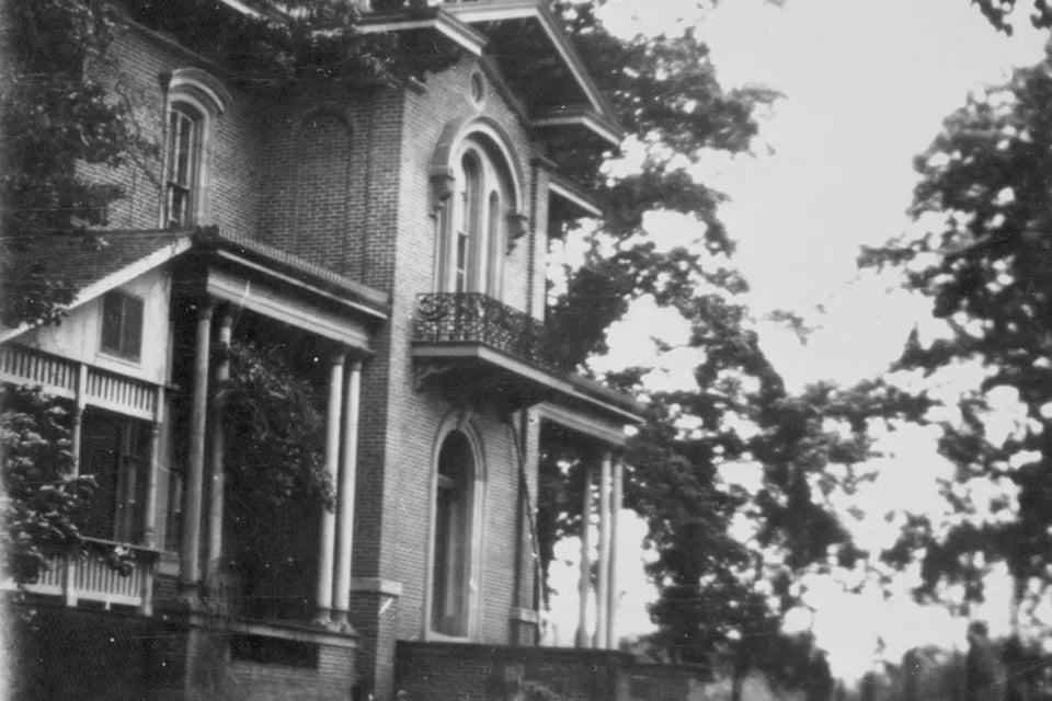 Heights House Hotel, how it began