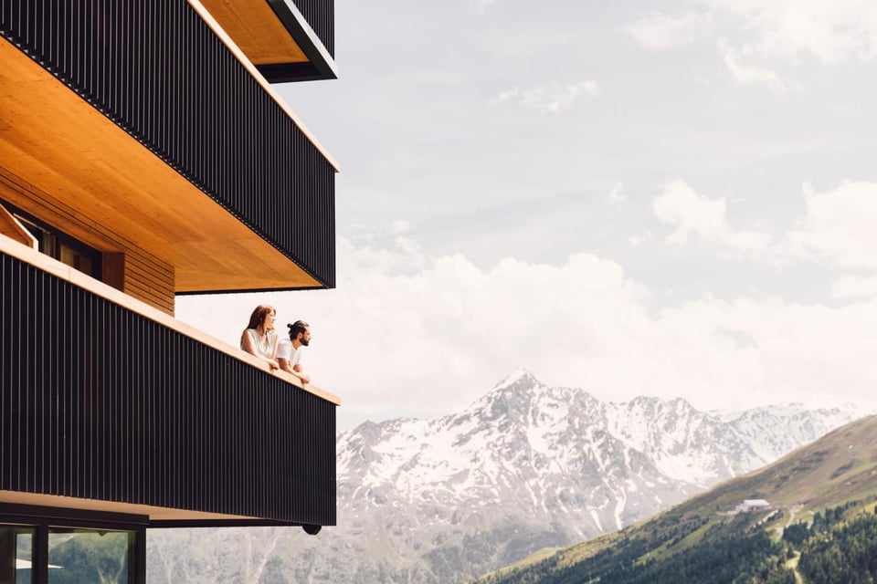 Hotel Schöne Aussicht, how it began