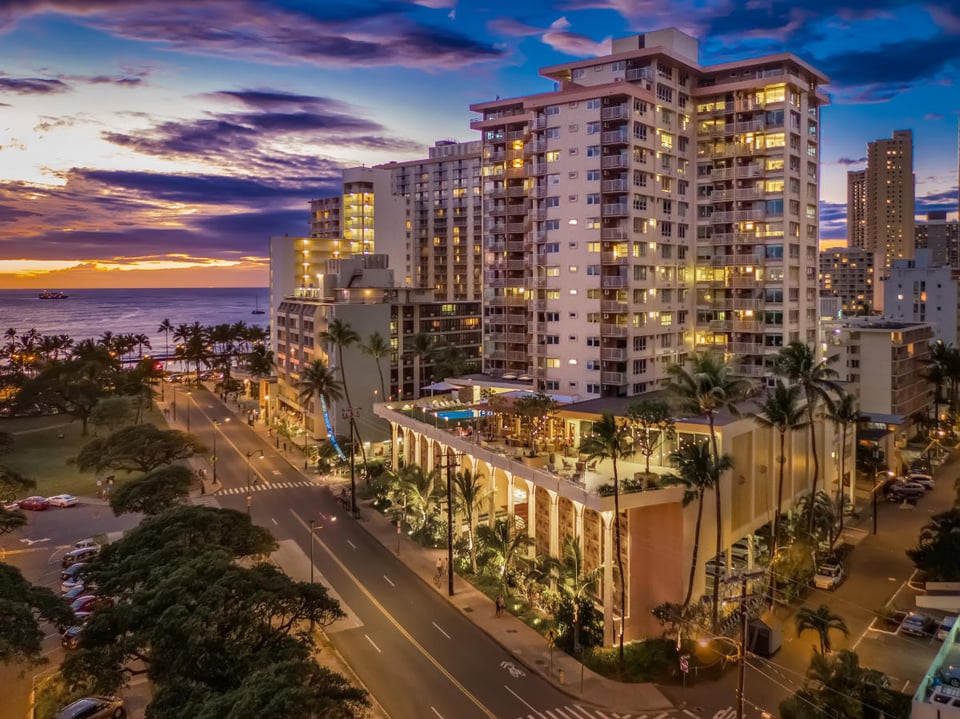 Queen Kapiʻolani Hotel, how it began