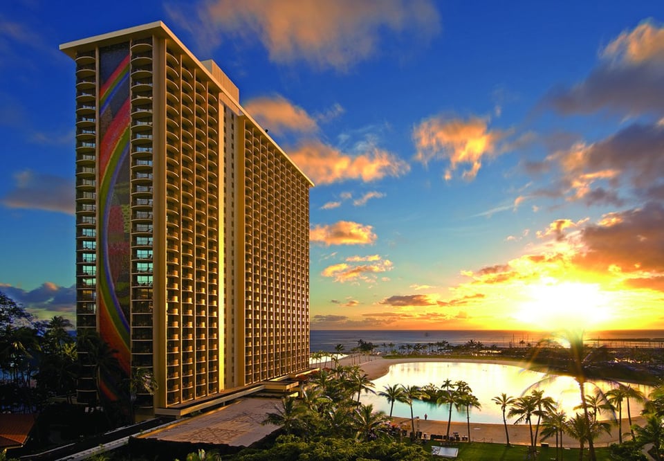 Hilton Hawaiian Village Waikiki Beach Resort, how it began