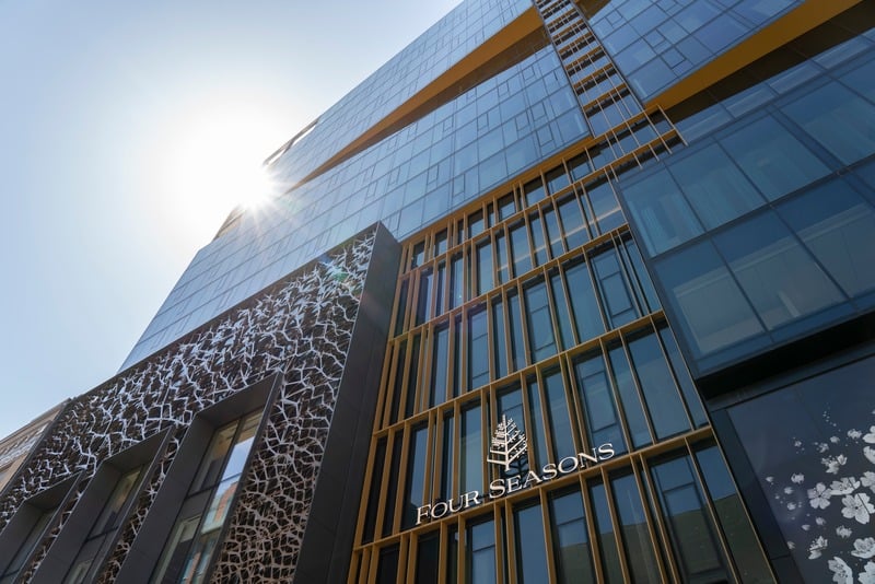 Four Seasons Hotel Montreal, how it began