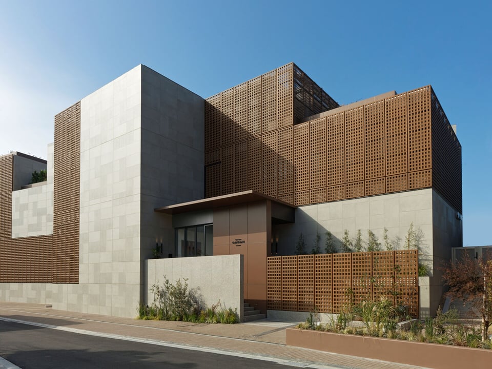 Casa CABaN HAYAMA, how it began