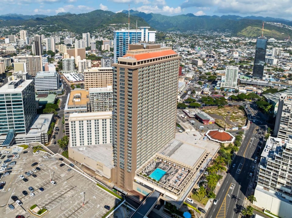 Ala Moana Hotel by Mantra, how it began