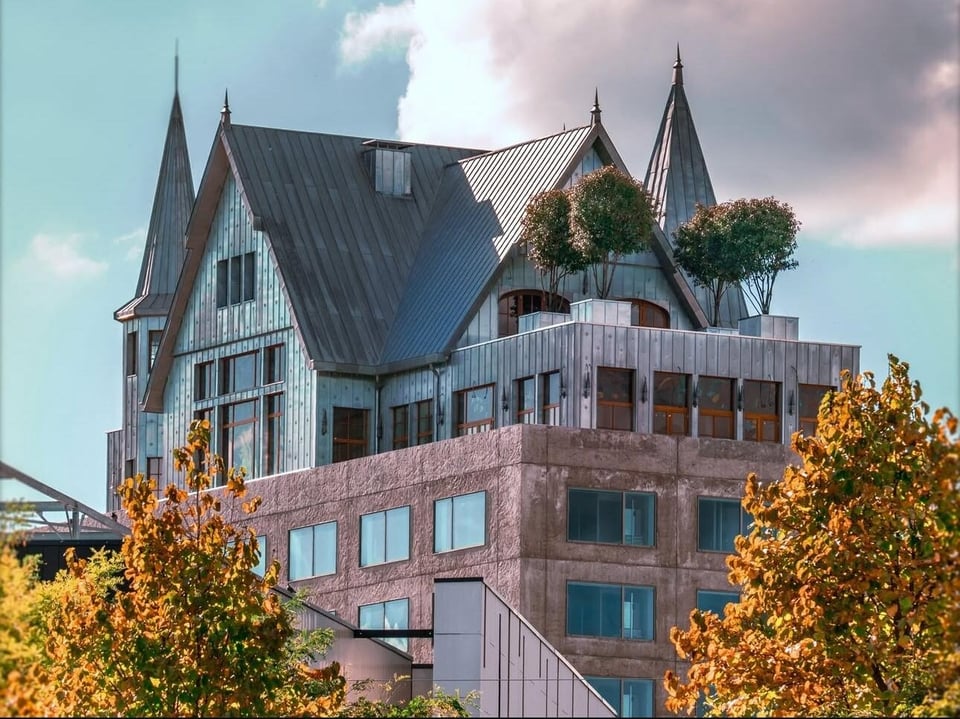Maison Heler Metz, Curio Collection by Hilton, how it began