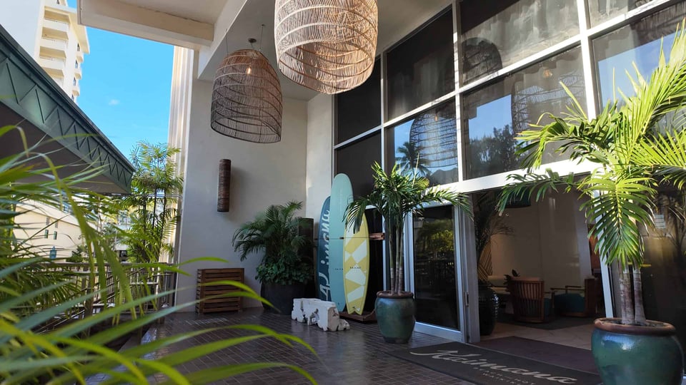 Kaimana Beach Hotel, how it began