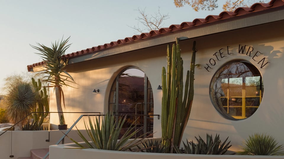 Hotel Wren, how it began