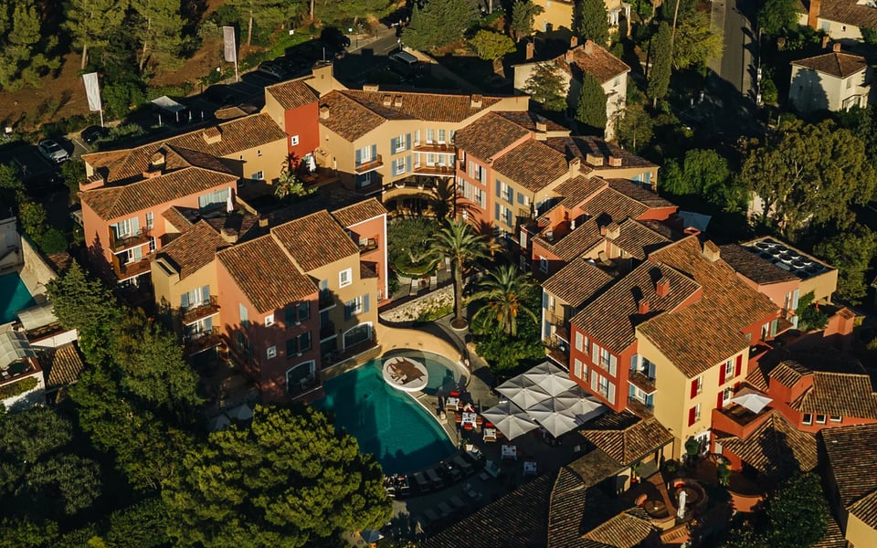 Hôtel Byblos, how it began