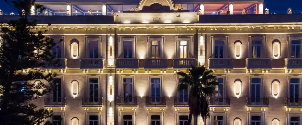 Grand Hotel Des Ètrangers, how it began