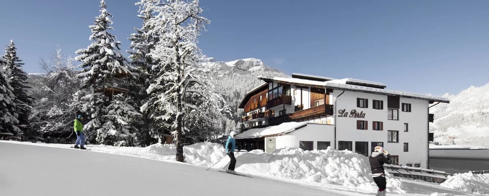Hotel La Perla, how it began