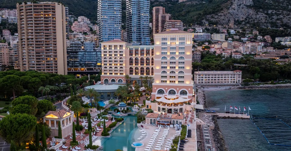 Monte-Carlo Bay Hotel & Resort, how it began