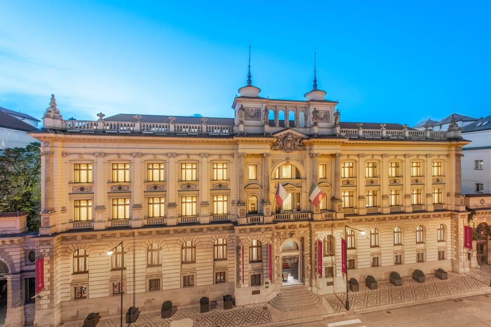 Hotel NH Collection Prague Carlo IV, how it began