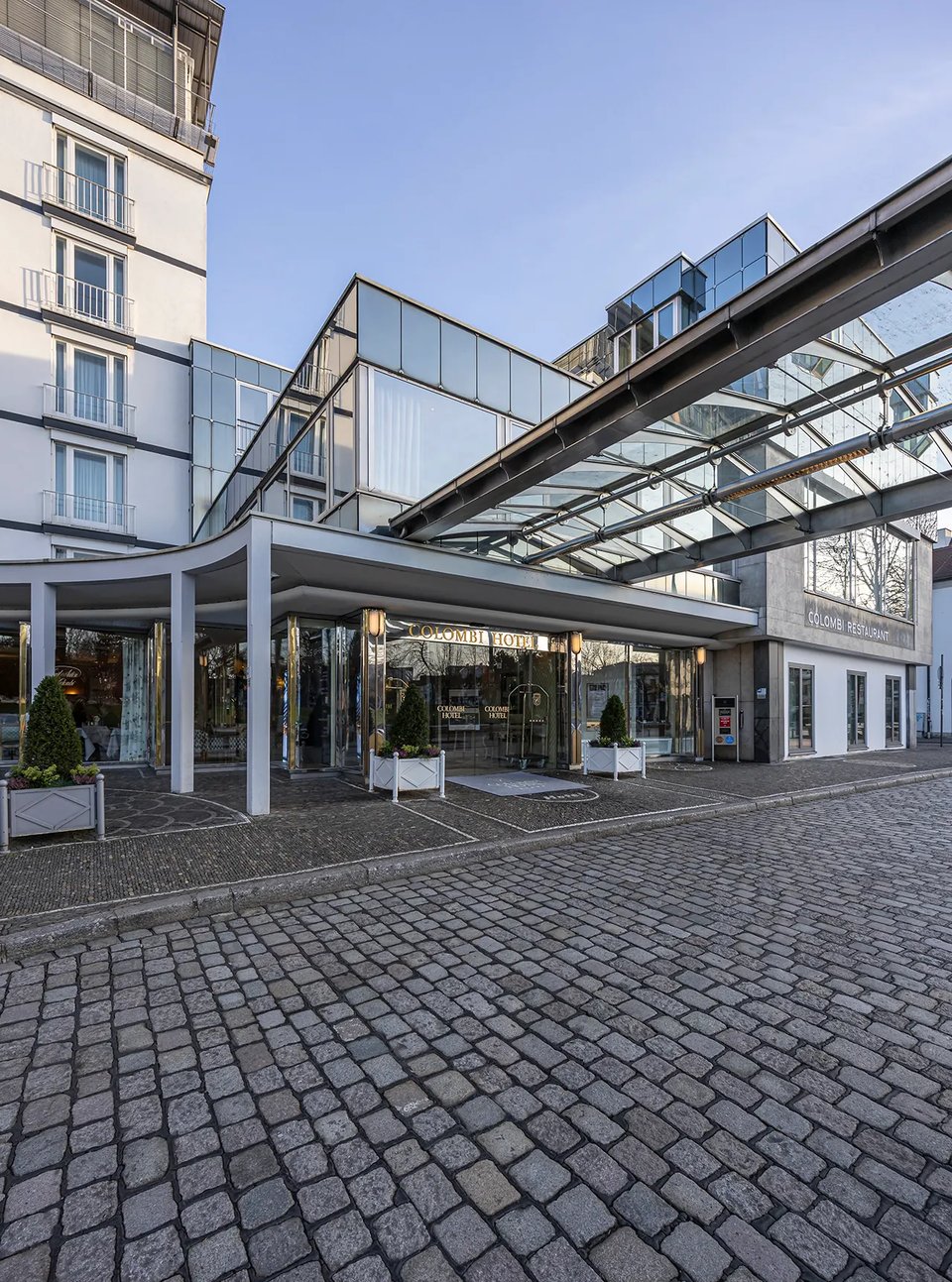 Colombi Hotel, how it began