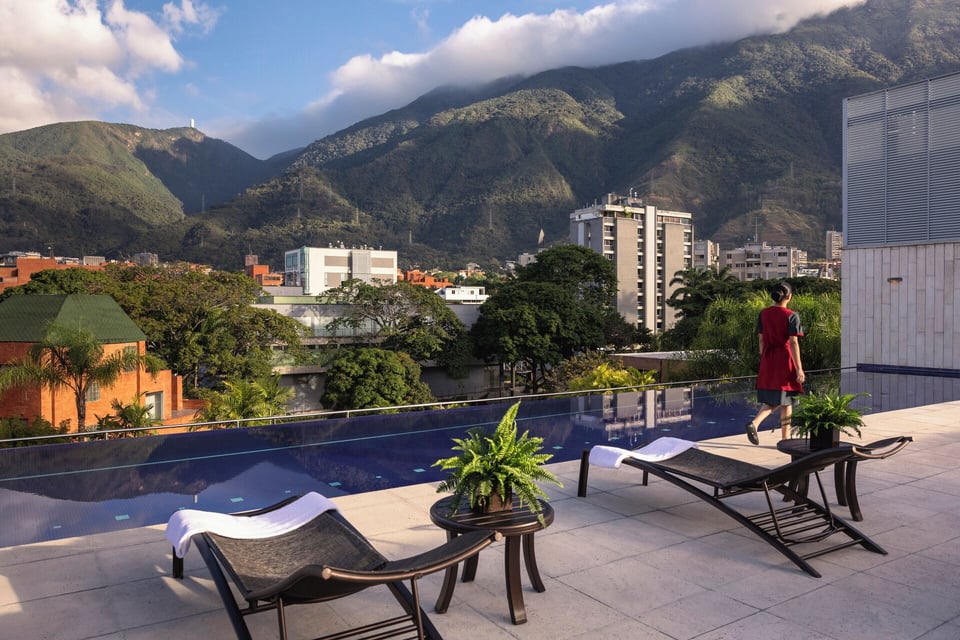 Cayena Caracas