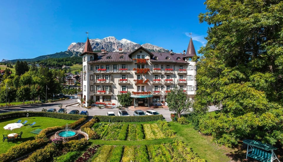 Franceschi Park Hotel, how it began