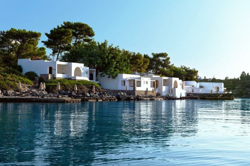 Minos Beach Art Hotel, how it began