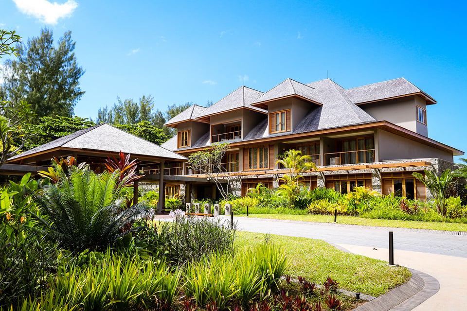 L'Escale Resort Marina & Spa, how it began
