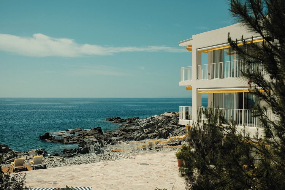 Les Roches Rouges Hotel, Saint Raphaël, Beaumier, how it began