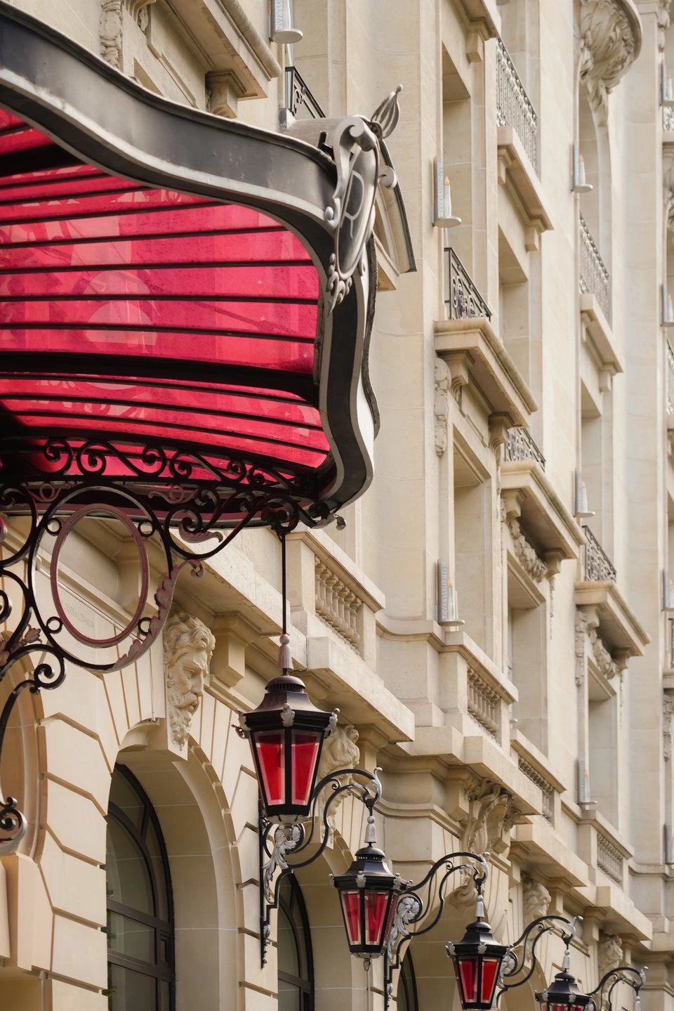Le Royal Monceau – Raffles Paris, how it began