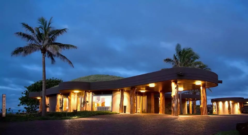 Nayara Hangaroa, how it began