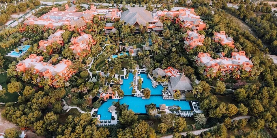 Asia Gardens Hotel & Thai Spa, how it began