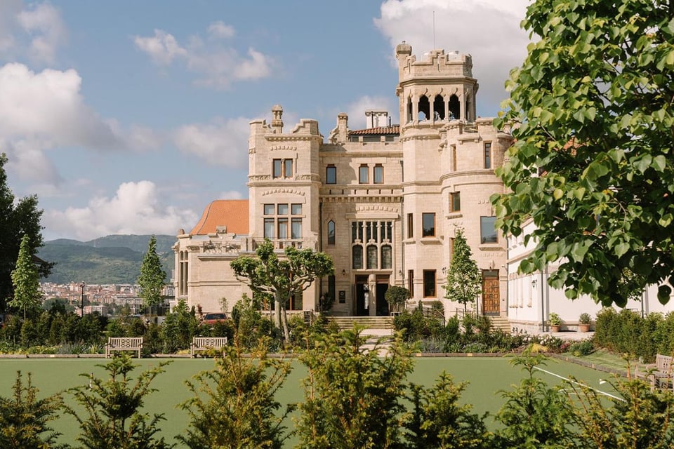 Palacio Arriluce Hotel, how it began
