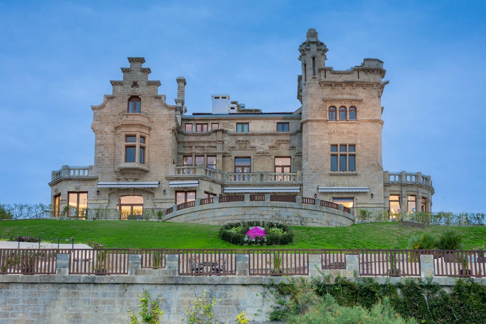 Palacio Arriluce Hotel, how it began