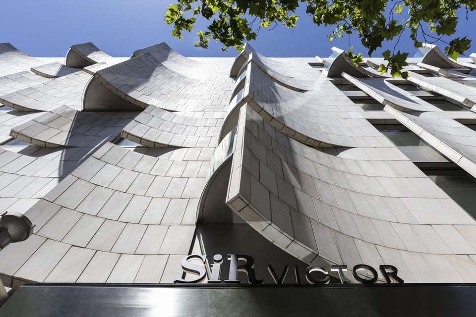 Sir Victor Hotel, how it began