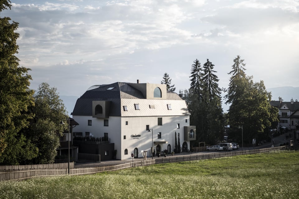 Gloriette Guesthouse, how it began