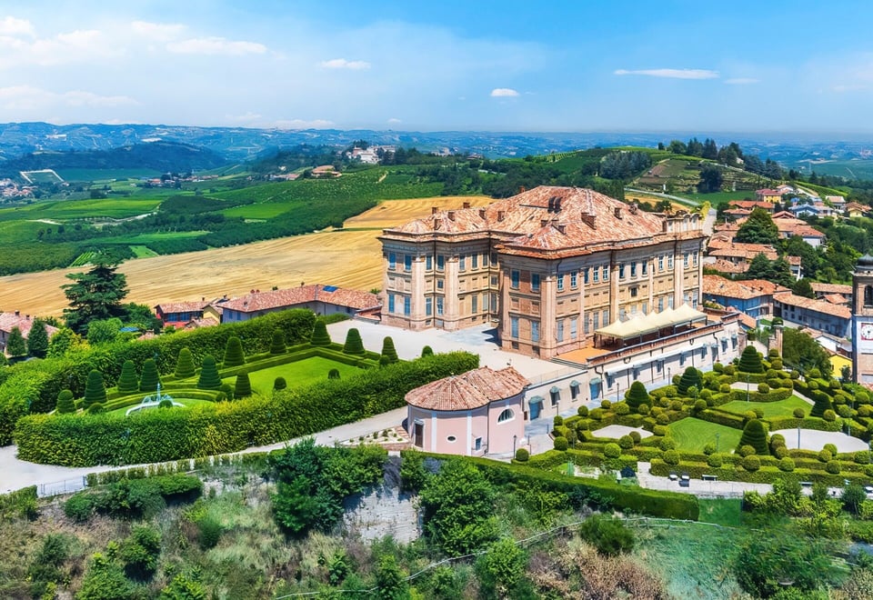 Castello di Guarene, how it began