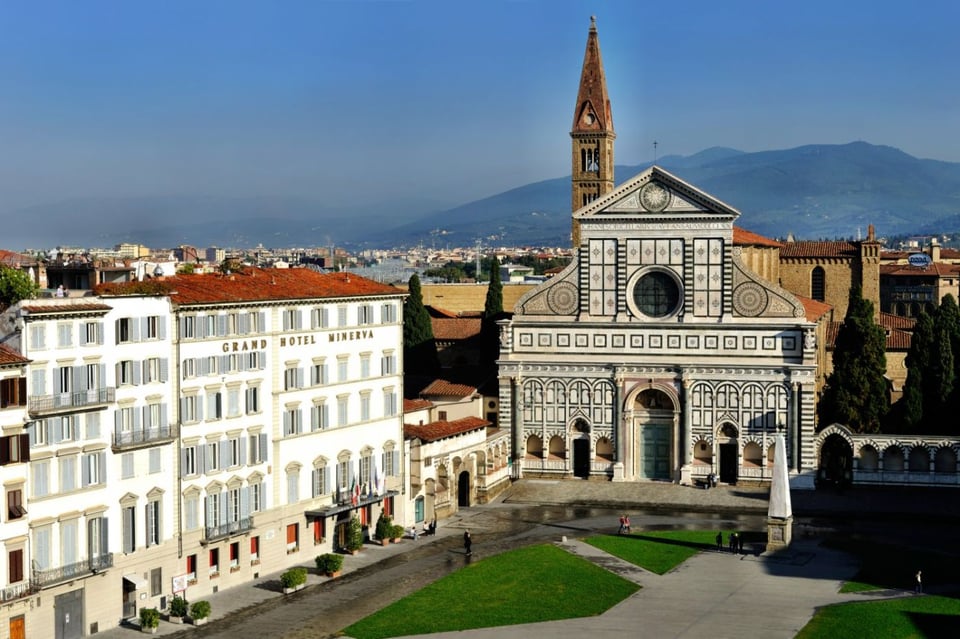 Grand Hotel Minerva, how it began