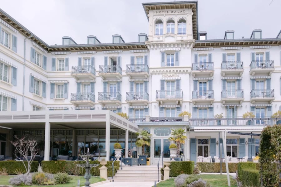 Grand Hôtel du Lac, how it began