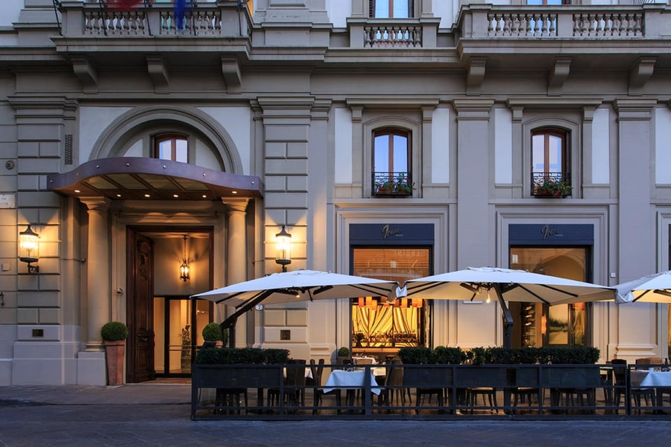 Hotel Savoy, how it began
