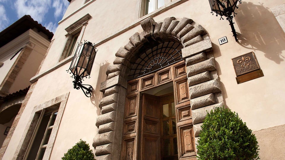 Palazzo Seneca, how it began