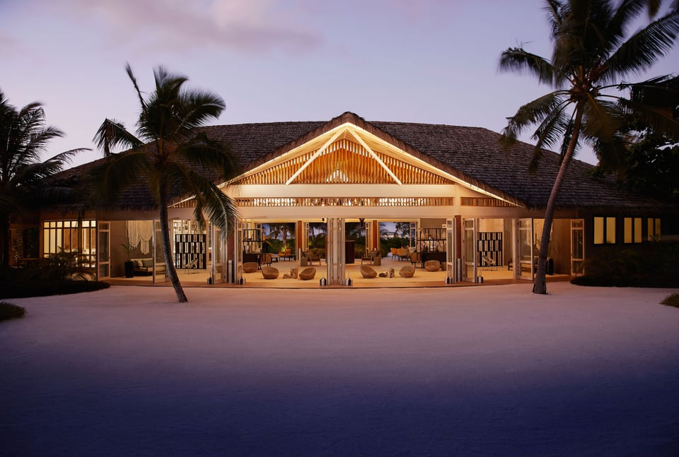 Le Méridien Maldives Resort & Spa, how it began
