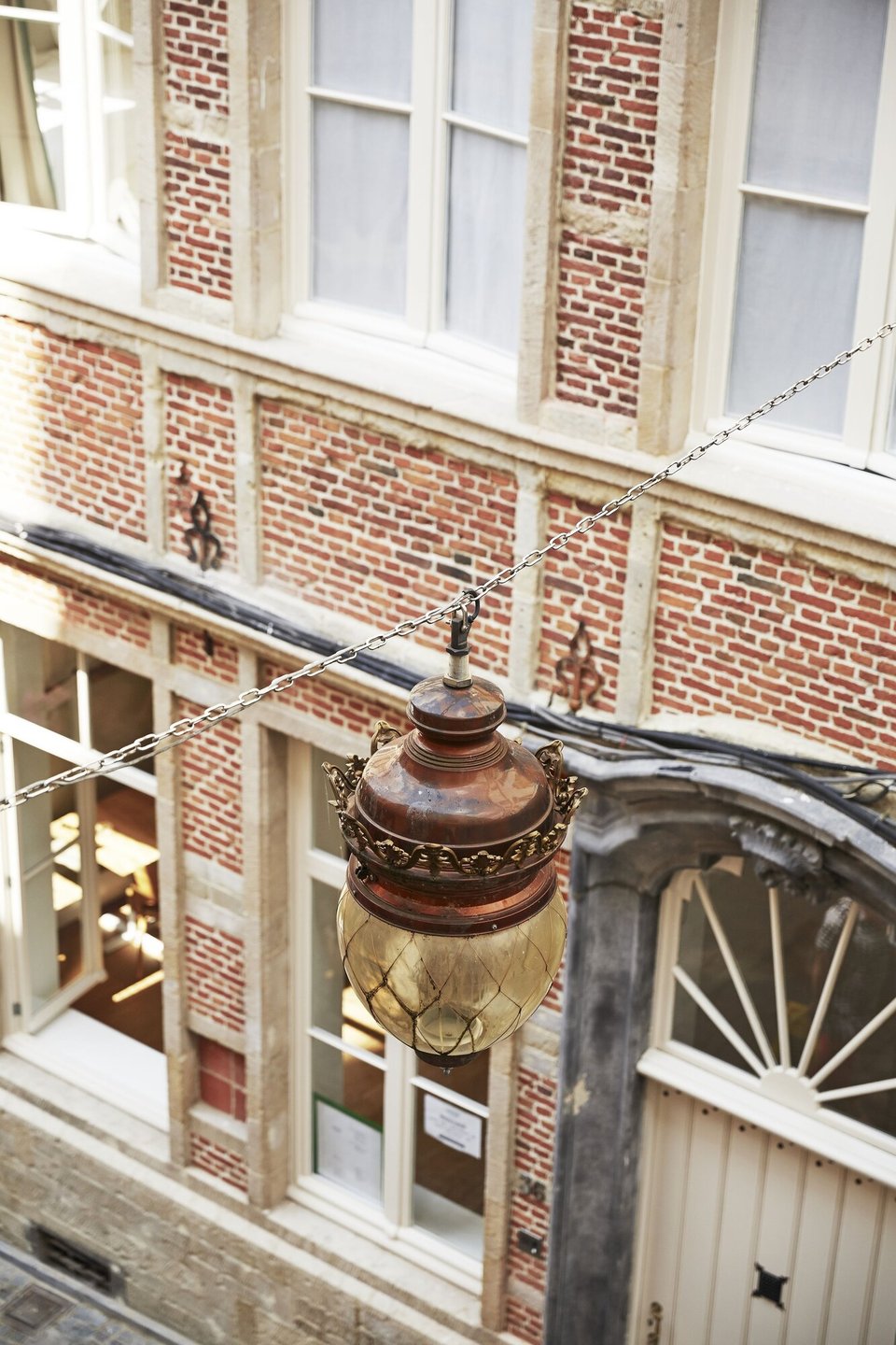 Hotel des Galeries, how it began