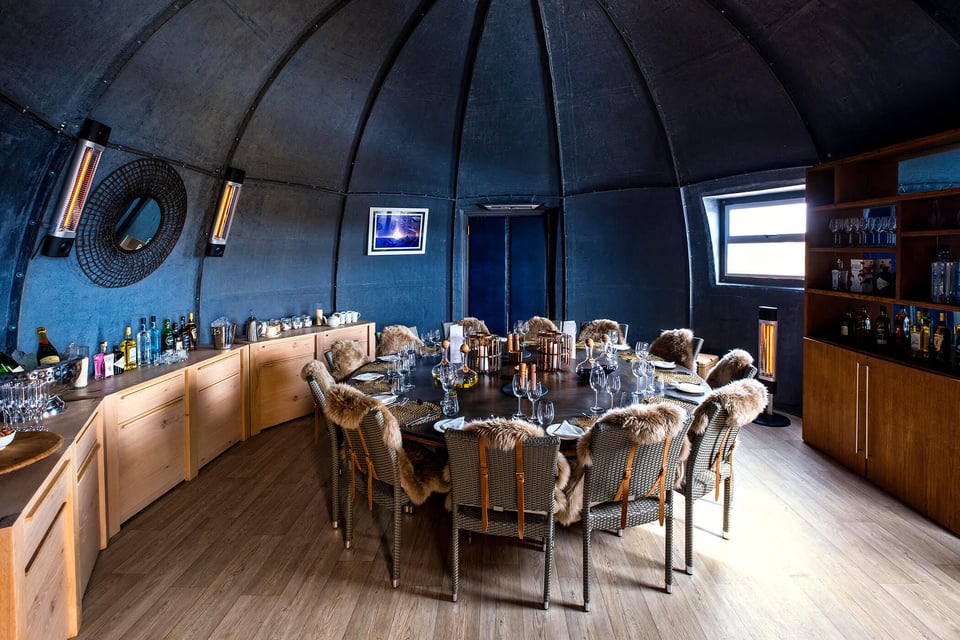 Whichaway Camp, eat and drink
