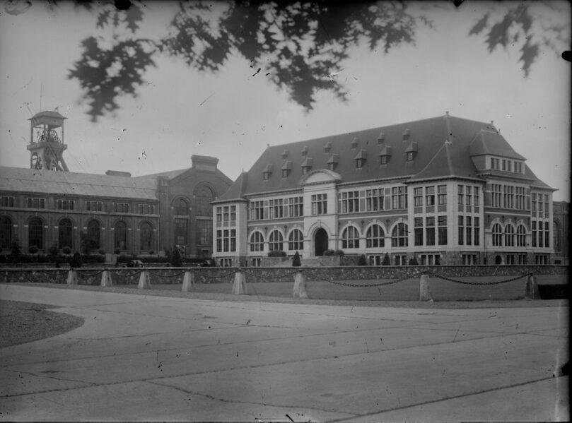 Terhills Hotel, how it began
