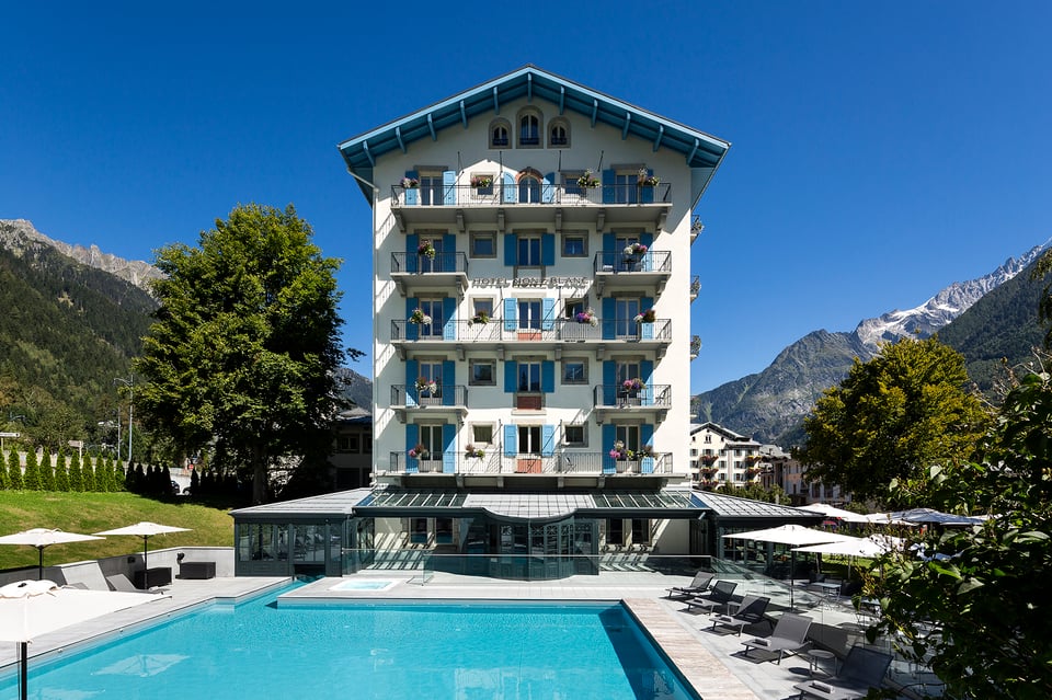 Hôtel Mont-Blanc, how it began