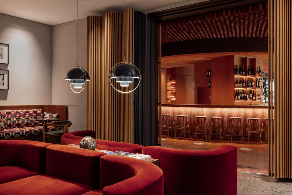 Perianth Hotel
