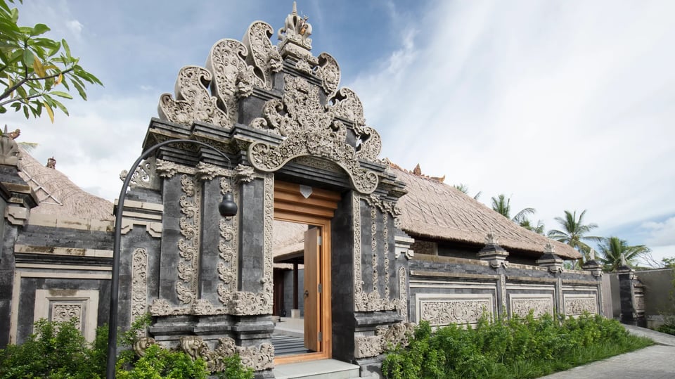 HOSHINOYA Bali, how it began